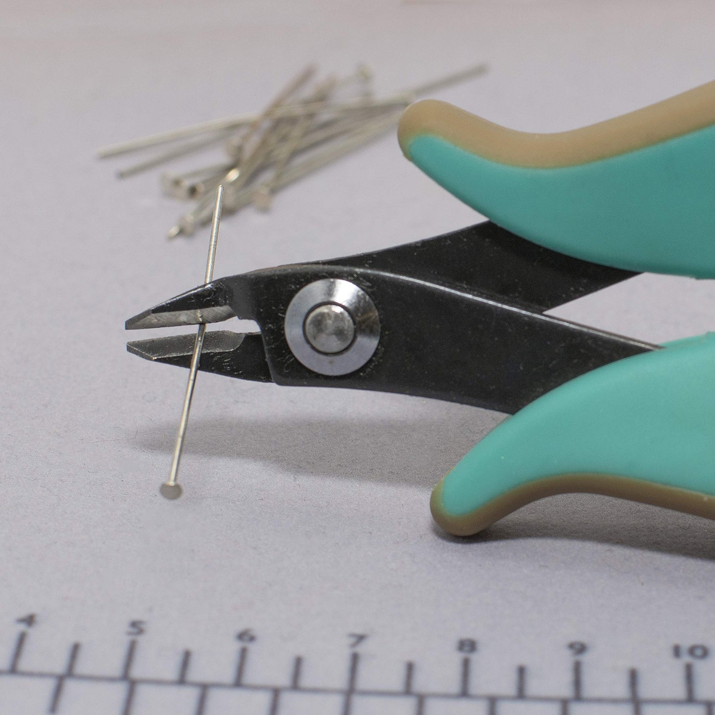 Beadsmith High Tech Series Semi‑Flush Cutter Pliers – Precision Wire & Head Pin Cutter for jewellery making